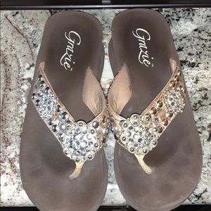 Wedge ornate thongs